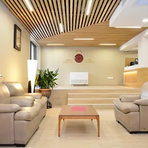 hotel-garnet-tbilisi.alltbilisihotels.com/